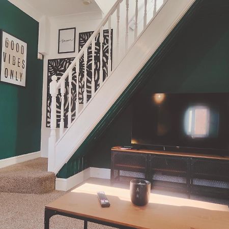Cosy Home In Historical Beverley Town With Parking Екстериор снимка