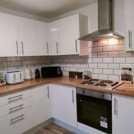 Cosy Home In Historical Beverley Town With Parking Екстериор снимка