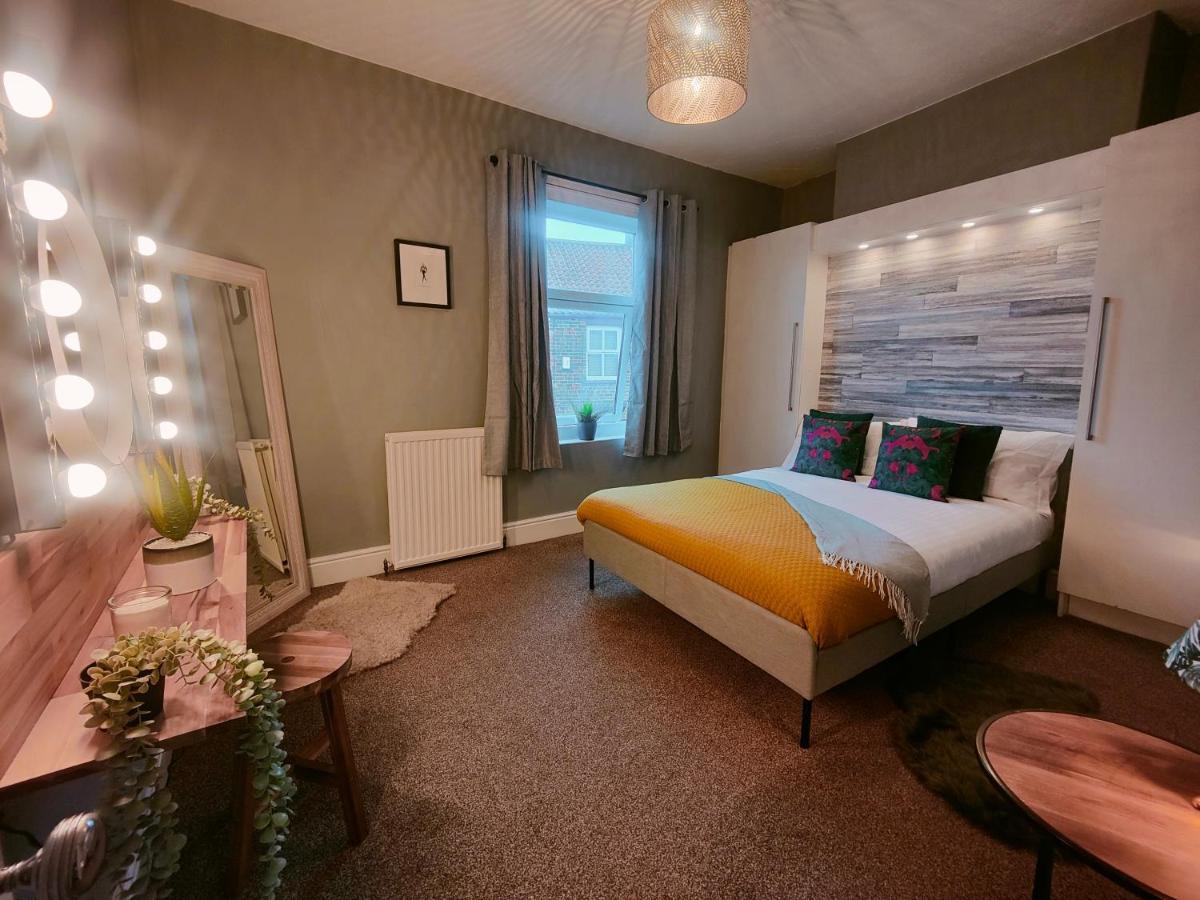 Cosy Home In Historical Beverley Town With Parking Екстериор снимка