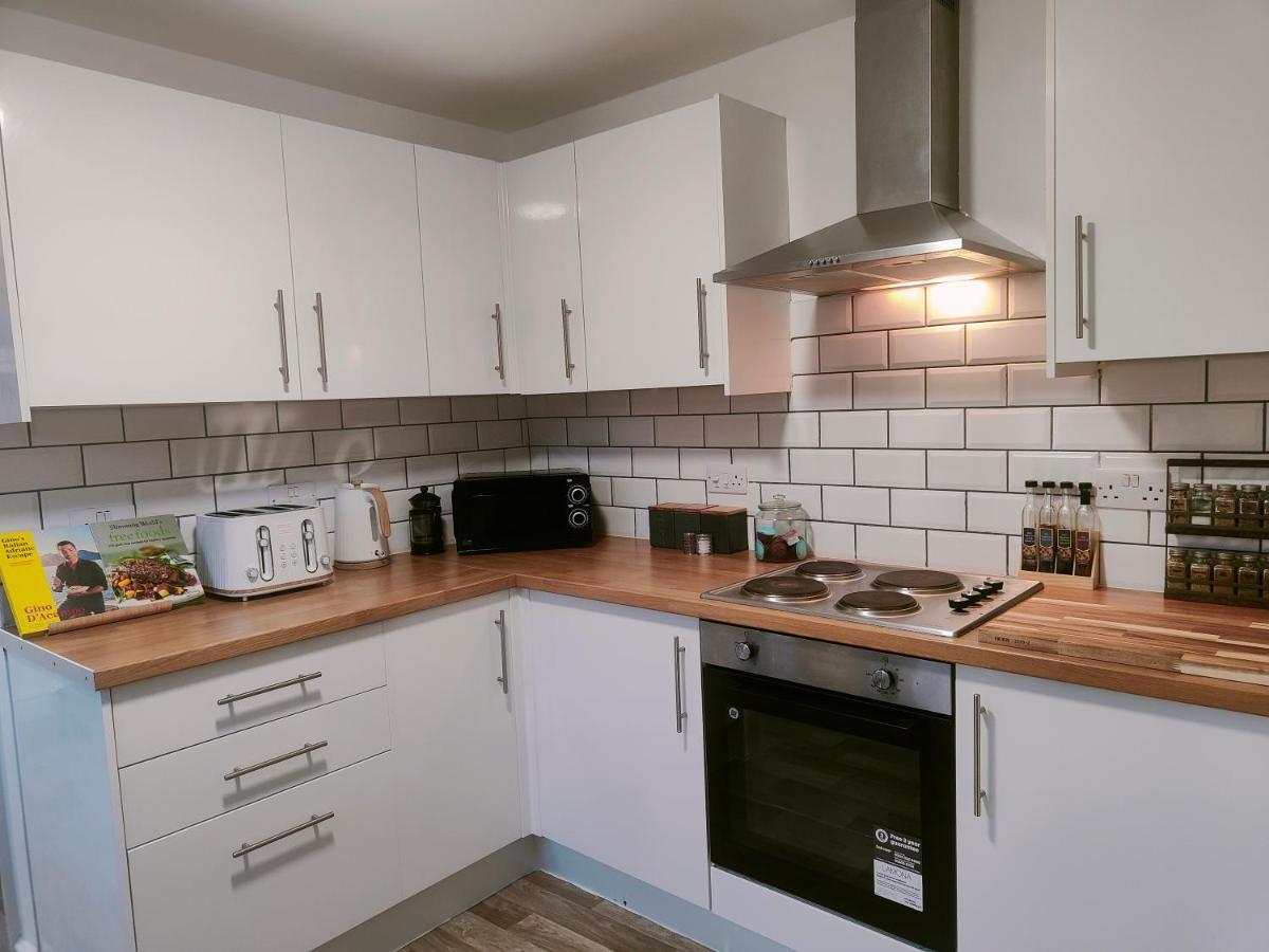 Cosy Home In Historical Beverley Town With Parking Екстериор снимка