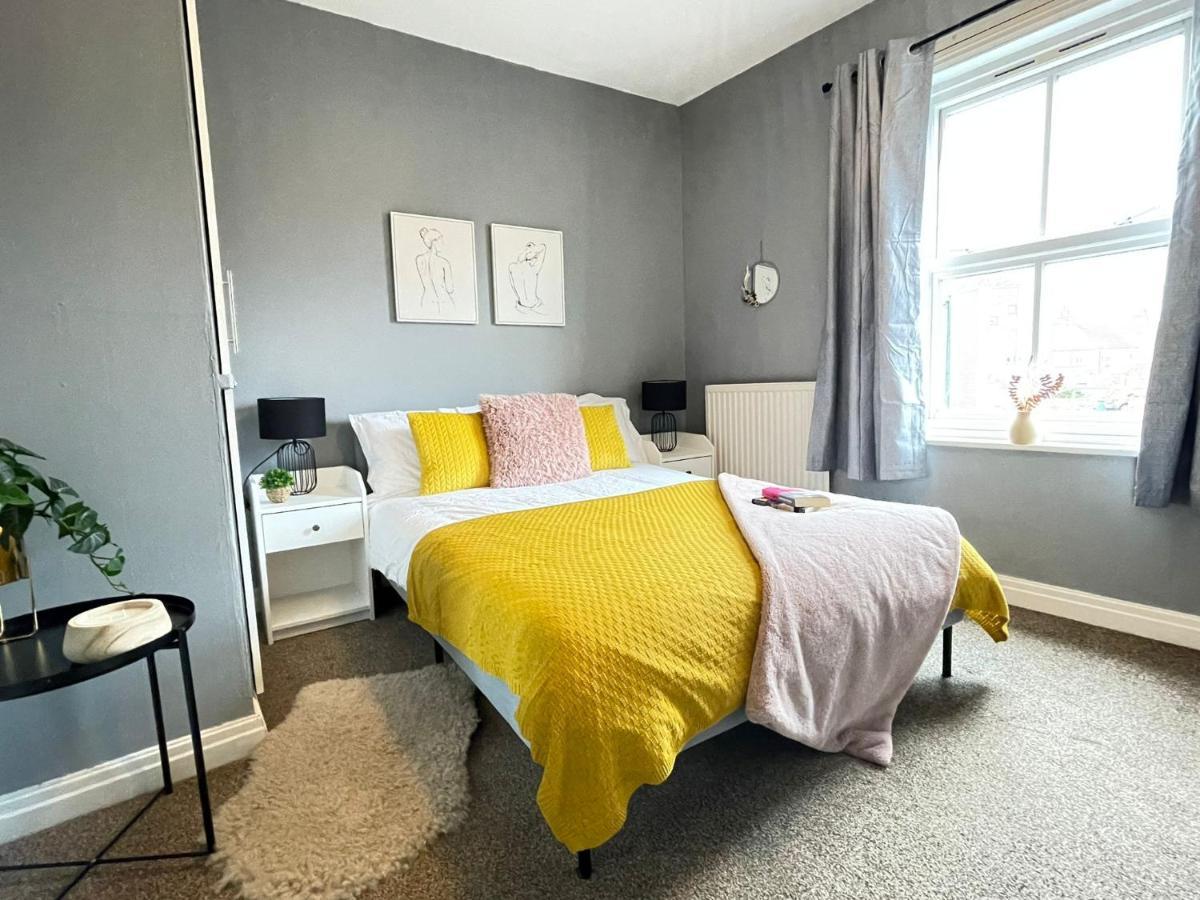 Cosy Home In Historical Beverley Town With Parking Екстериор снимка