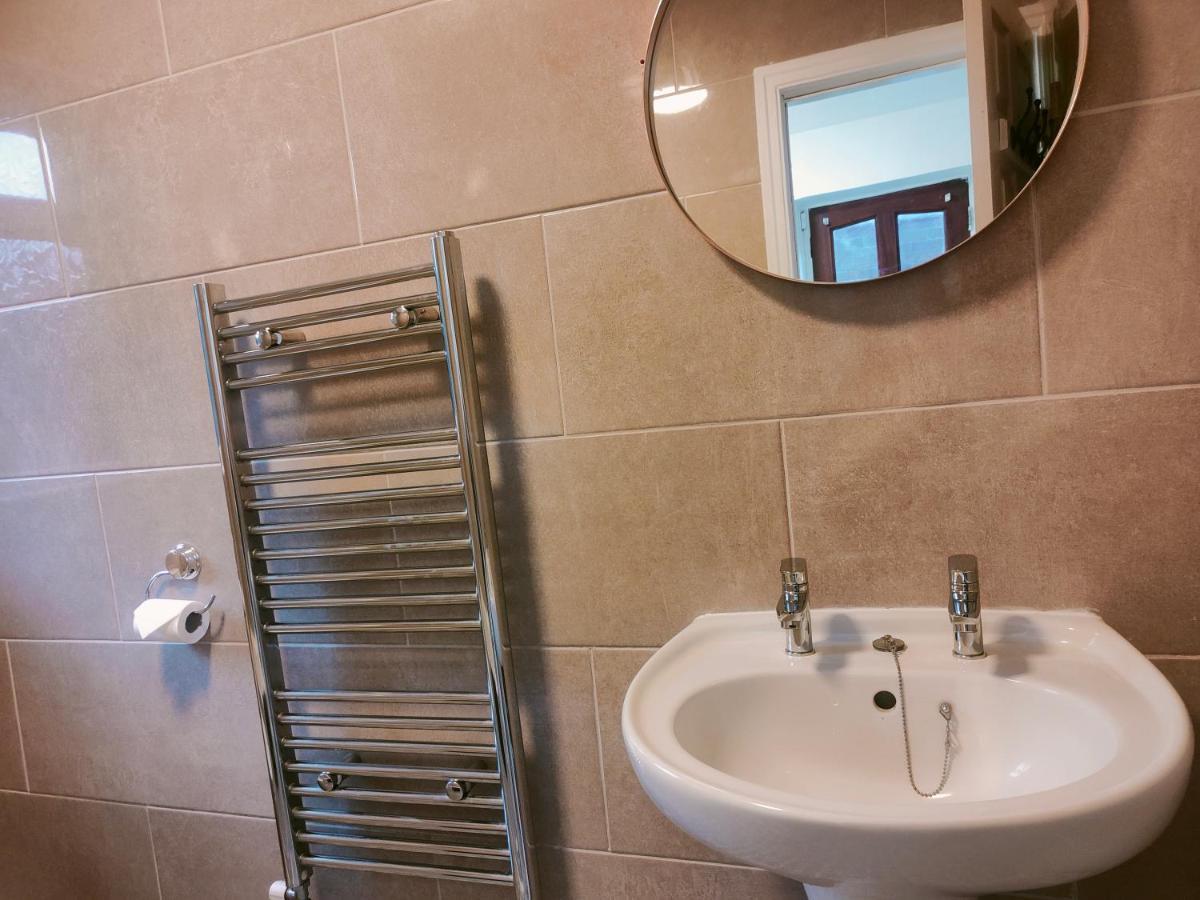 Cosy Home In Historical Beverley Town With Parking Екстериор снимка